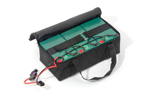 Akkutasche 36V - Tragetasche für 36V Batterie mit Reißverschluss in die Tasche passen max. 3 x 12V Batterie Blöcke Farben: schwarz / orange-schwarz der abgebildete Akku ist nicht im Lieferumfang enthalten - von SXT-Scooters