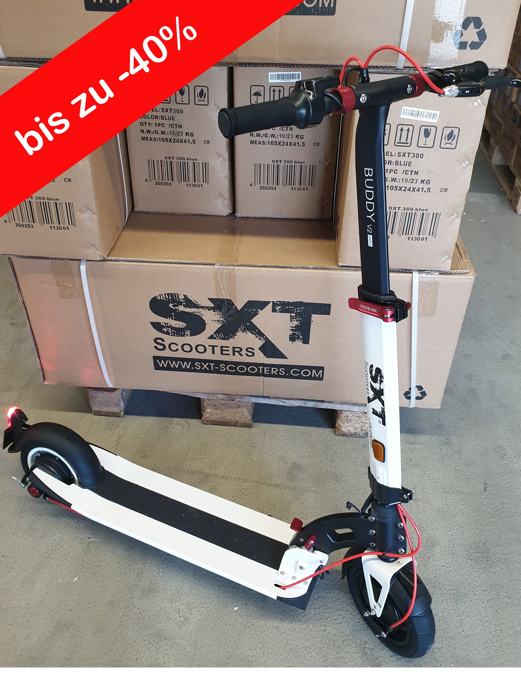 GEBRAUCHT - SXT Buddy V2 - eKFV Version - weiss - Der Scooter stammt aus einer Kundenrücksendung und befindet sich in einem guten technischen und optischen Zustand. Unterschiede des sog. "eKFV Modells" gegenüber dem Standardmodell: zertifizierte Lichtanla