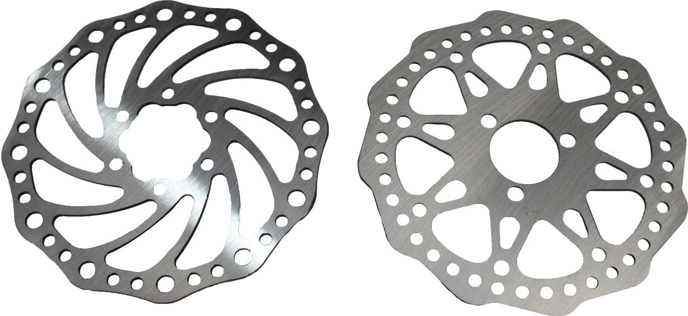 Bremsscheiben Set vorne & hinten - Bremsscheiben Set mit 2 Bremscheiben für vorne (3 Loch) und hinten (6 Loch) Durchmesser 140 mm garantieren jederzeit perfekte Bremswirkung und Schutz vor Überhitzung - von SXT-Scooters
