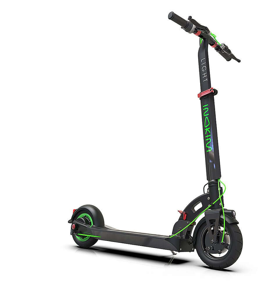 Light 2 MAX E-Scooter - Hohe Reichweite von bis zu 43 km - Ideal für lange Pendelstrecken. Schnelle Ladezeit von nur 5 Stunden - Minimale Downtime, maximale Effizienz. Robuster Aluminiumrahmen mit Faltbarkeit - Leicht zu transportieren und zu verstauen. U