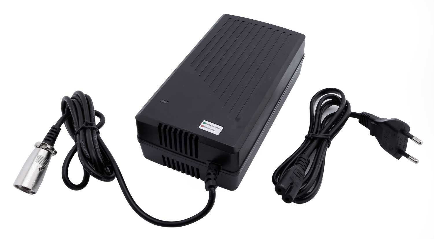 Ladegerät 48V / 1,5A - Ladegerät für Bleiakkus 48 Volt Betriebsspannung Eingang/Input: AC 100V - 240V 50/60 Hz 3.5 A Ausgang/Output: 48V 1.500 mA / 1.5 A (Ausgangsstärke kann bis 1,8 A variieren) XLR Steckverbinder mit integrierter LED-Anzeige und Auto-Ab