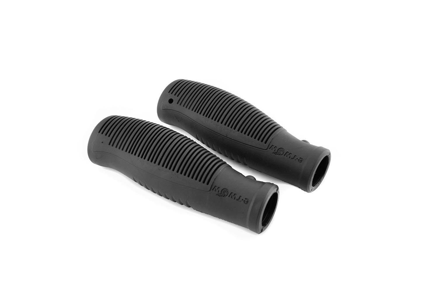 Lenkergriffe zum Aufstecken - 1 Paar leichte Lenkergriffe zum Aufstecken sicherer Lenkerhalt griffiger Gummi auf Kunststoffträger Länge ca. 13,5 cm passend für normale Lenkerstangen Farbe schwarz - von SXT-Scooters