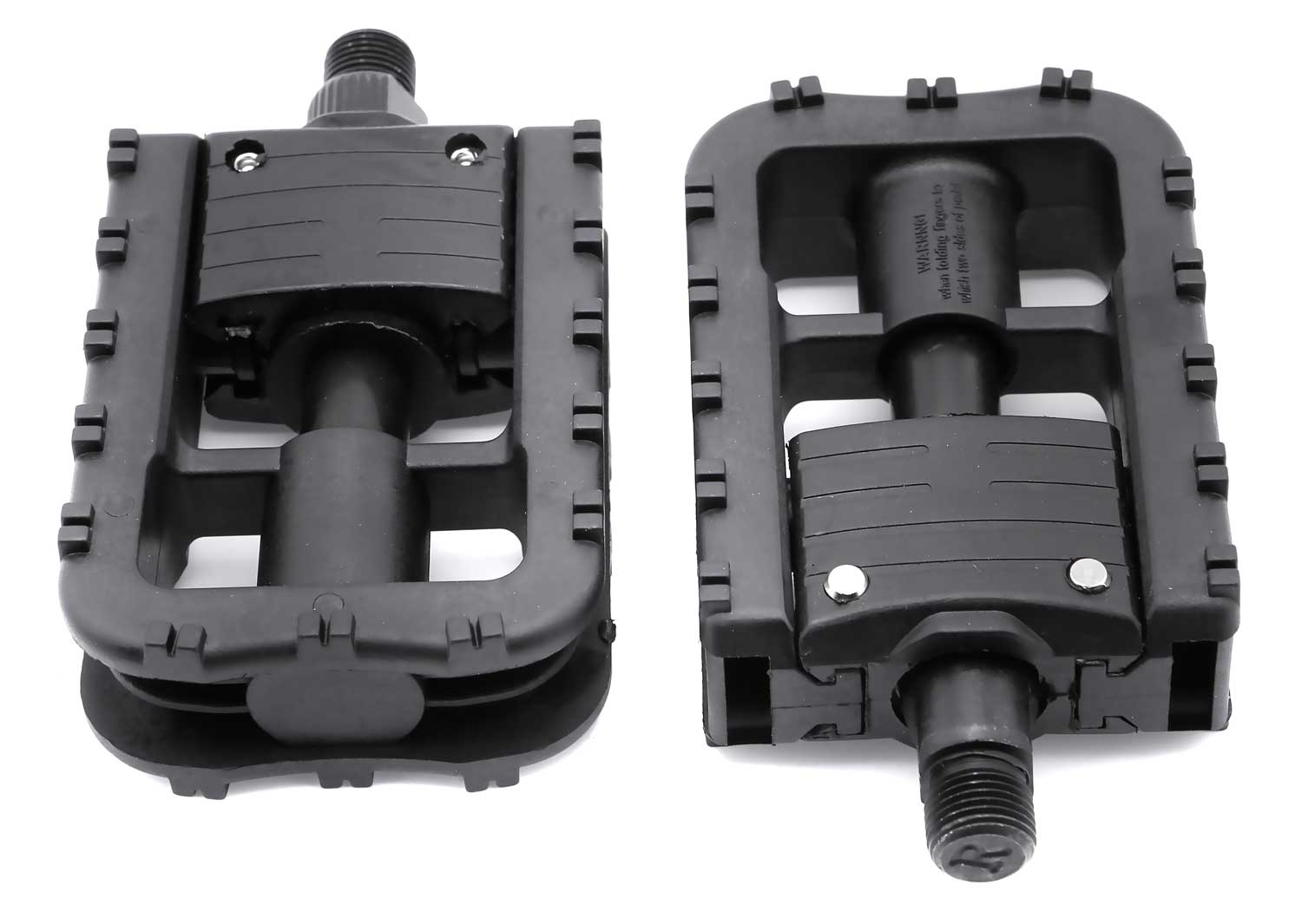Pedal-Set - Pedal-Set klappbar Links & Rechts bestehend aus 2 Pedalen Farbe: schwarz Maße: 3,40 x 12,50 x 7,10 cm (HxBxT) Gewindedurchmesser: 14 mm Gewindelänge: 12 mm mit intigierten Reflektoren (beidseitig) - von SXT-Scooters