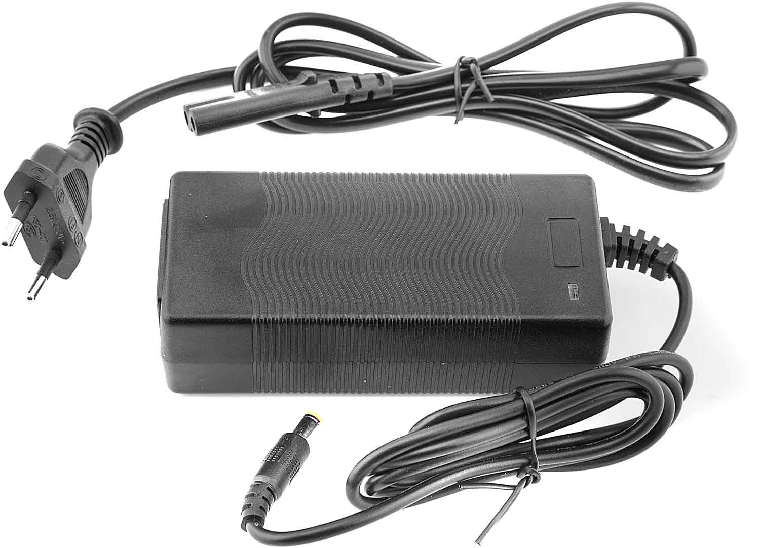 Lithium Ladegerät 24V / 1,5 A - der Lieferumfang beinhaltet: 1x Ladegerät für den Lithium Akku Technische Daten: INPUT: 100-240 VAC // 50/60 Hz 1,5 A max. OUTPUT: DC29,4V = 1,5A Bedeutung der Lichteinheit: Rotes Licht: Der Scooter wird momentan geladen Gr