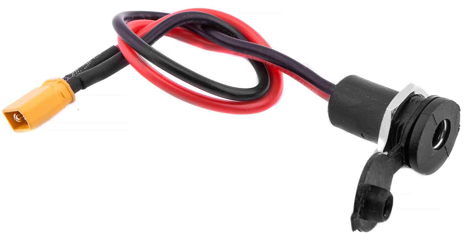Ladebuchse - der Lieferumfang beinhaltet: 1x Ladebuchse (nur für SXT Buddy V2 eKFV-Version geeignet) Technische Daten: Stecker Typ: XT30 U-M - von SXT-Scooters