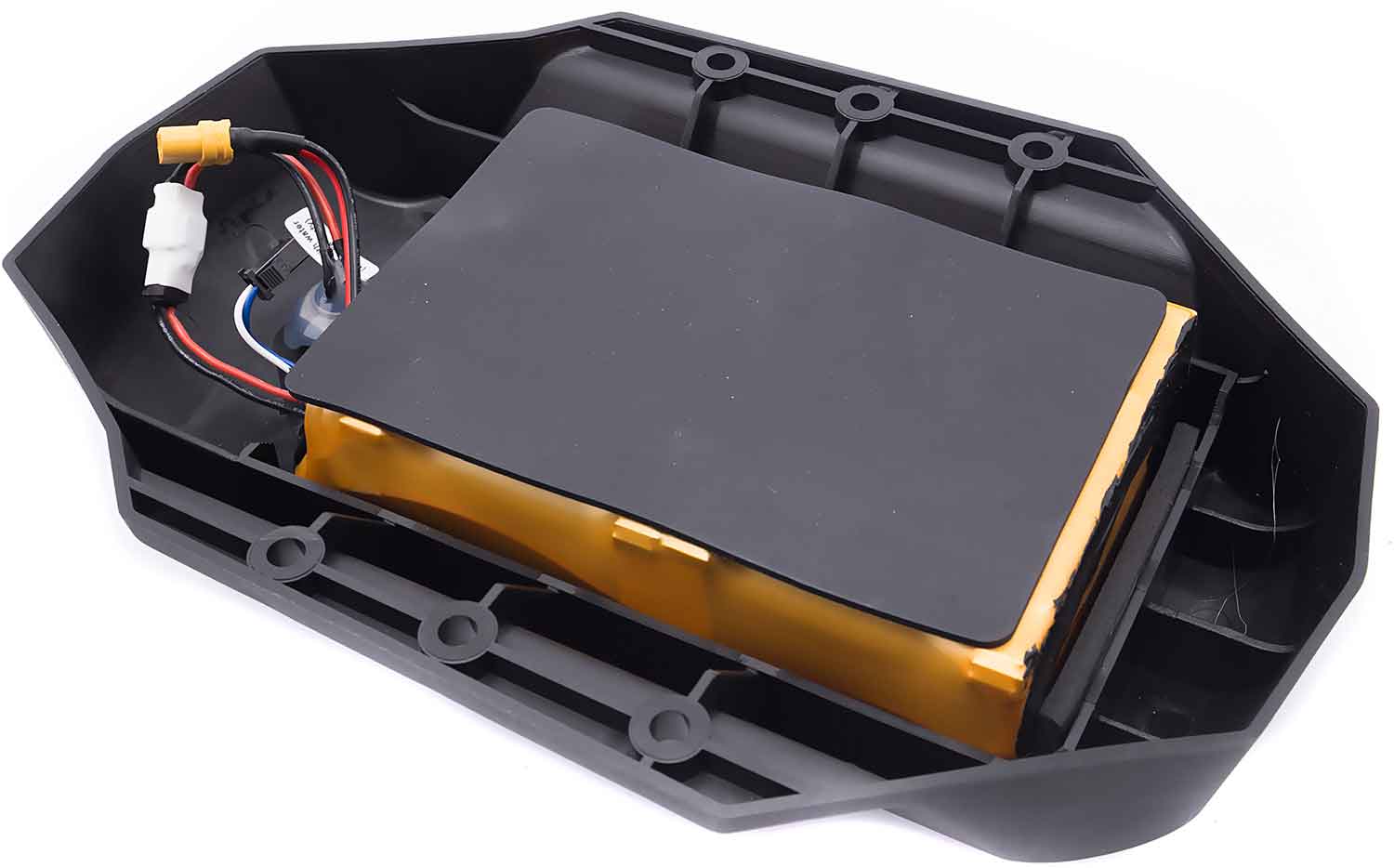 Lithium Akku 36V 6Ah - passender Lithium Akku für das Modell SXT Board GT Lieferung beinhaltet Teil des Unterbaus, der als Gehäuse für den Akku dient inklusive Ladebuchse Betriebsspannung: 36V Maße: 18,5 x 27,3 x 5,3 cm - von SXT-Scooters