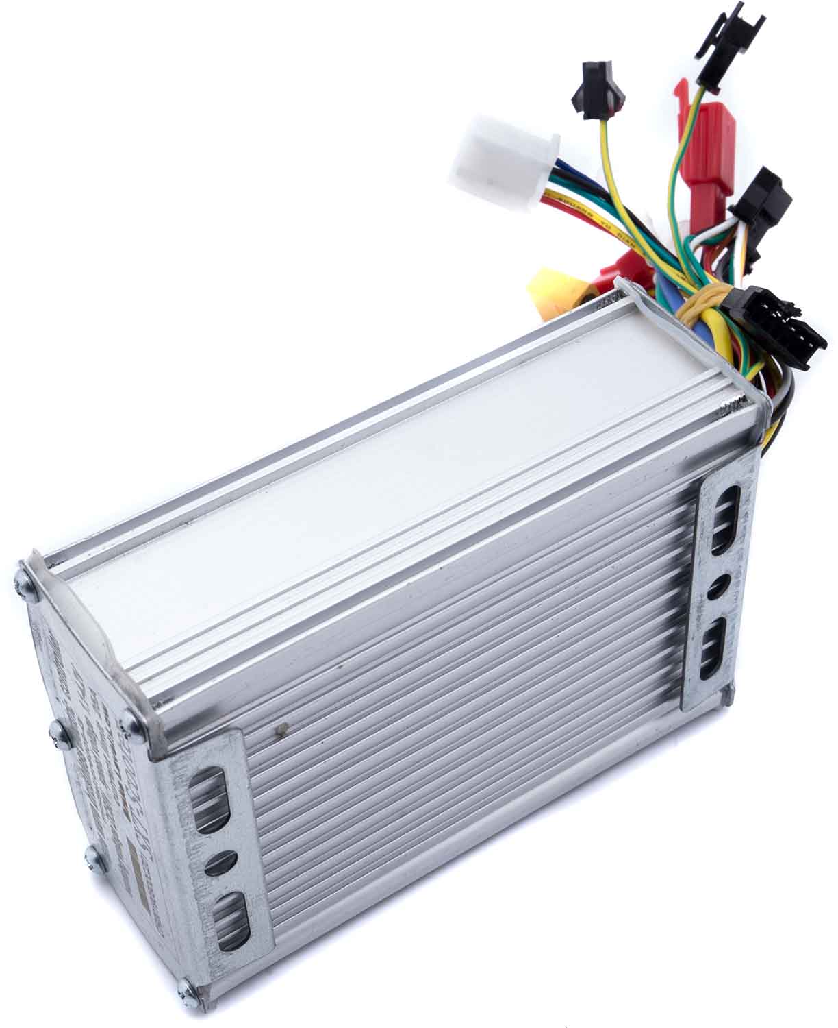 Steuergerät 60V / 800W - Passendes Steuergerät für das Modell SXT Ultimate Pro (ab Charge 2019) ACHTUNG! Master- und Slave-Steuergrät separat bestellbar Betriebsspannung: DC 60V Leistung: 800W Maße (ohne Verkabelung): 12,5 x 8,2 x 4,0 cm (Länge x Breite x