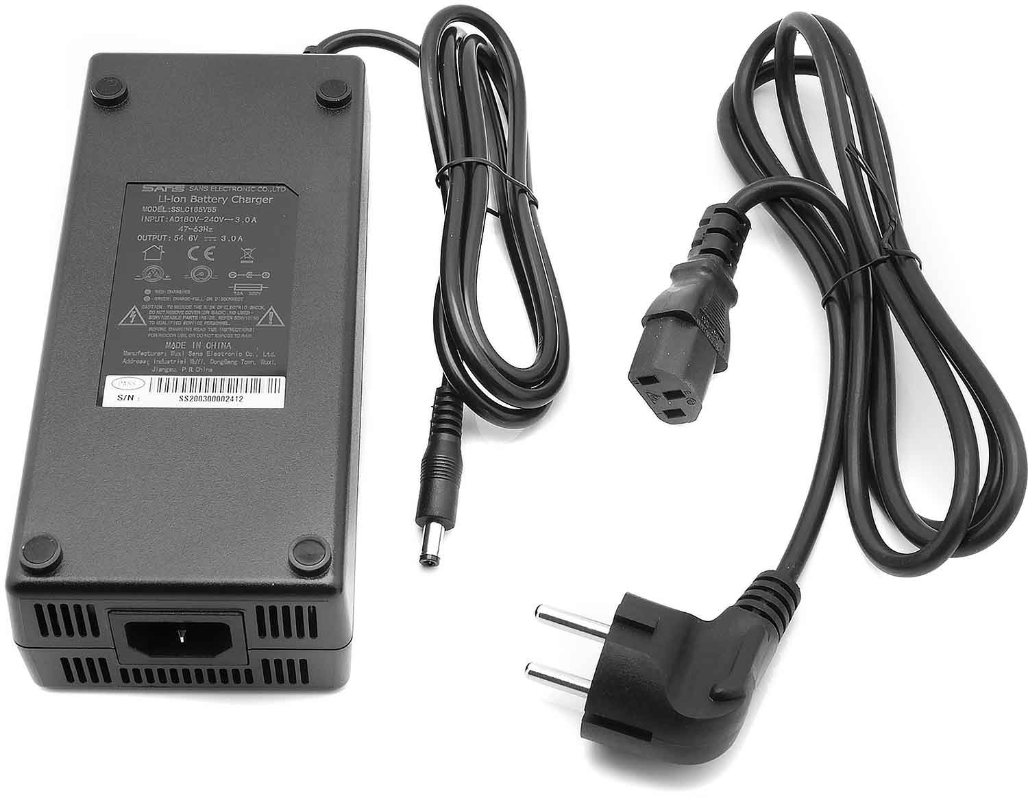 Ladegerät 54,6V / 3A - Passendes Akku Ladegerät für das Modell SXT Light Ausgangsspannung: 54,6 V / 3 A Netzkabel ist im Lieferumfang mit enthalten Maße: 17,8 x 7,8 x 5,1 cm - von SXT-Scooters