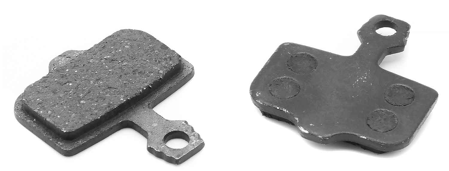 Bremsbeläge Set - Passende Bremsbeläge für den SXT Ultimate Pro der aktuellen Generation & SXT Ultimate Pro + Set bestehend aus 2 Bremsbelägen Maße: 3,0 x 3,3 x 0,5 cm (Länge x Breite x Dicke) Mit dem Artikel SP1095 kompatibel - von SXT-Scooters