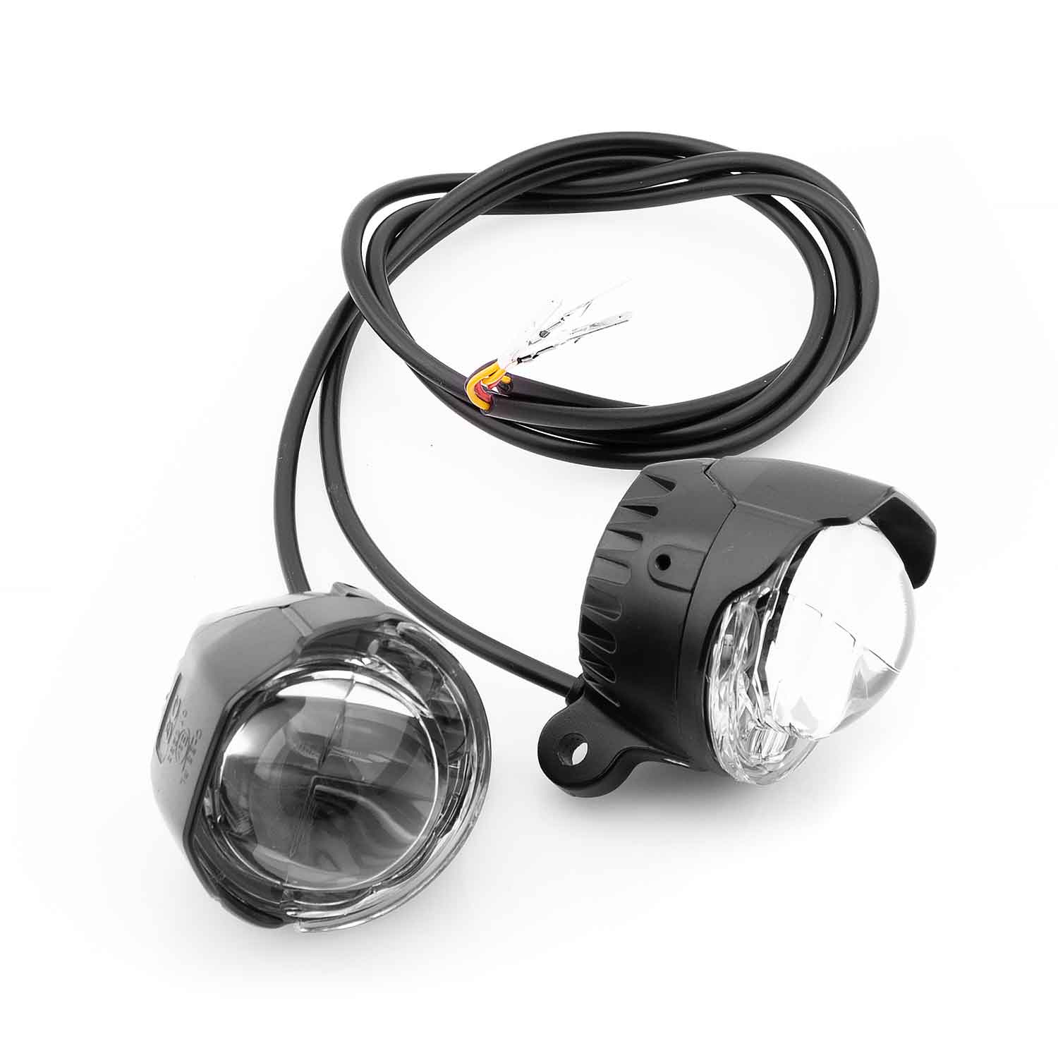 LED Vorderlicht (Set) - Passendes Vorderlicht Set für das Modell SXT Monster EEC Ausgangsspannung: 12V 3-polige Steckverbindung CE-Zertifizierung Durchmesser: Ø 520 mm Kabellänge: 620 mm - von SXT-Scooters