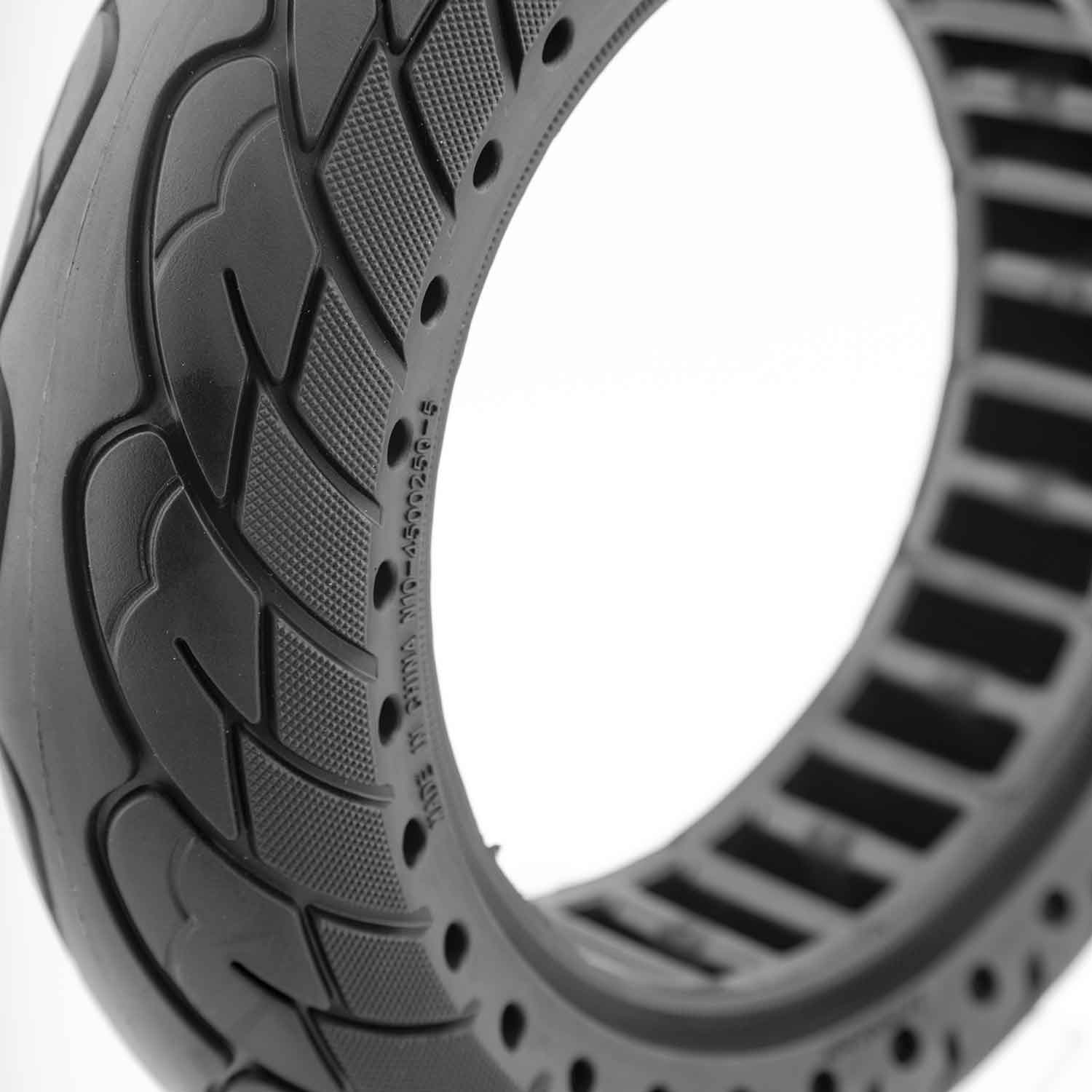 Honeycomb Reifen 10.0 x 2.5 - der Lieferumfang beinhaltet: 1x Honeycomb Reifen Technische Daten: Reifengröße: 10.0 x 2.5 | 45 Außendurchmesser: 239,0 mm Innendurchmesser: 163 mm Reifenbreite: 63,0 mm Breite Felgennut: 45.0 mm Tiefe Felgennut: 7,0 mm empfo