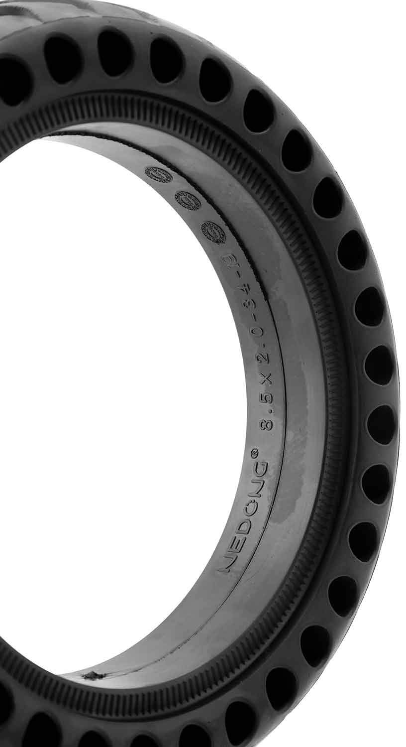 Honeycomb Reifen 8.5 x 2.0 - der Lieferumfang beinhaltet: 1x Honeycomb Reifen Technische Daten: Reifengröße: 8.5 x 2.0 | 34-19 Außendurchmesser: 208,0 mm Innendurchmesser: 155,0 mm Reifenbreite: 50,0 mm Breite Felgennut: 36,0 mm Tiefe Felgennut: 7,0 mm Ma