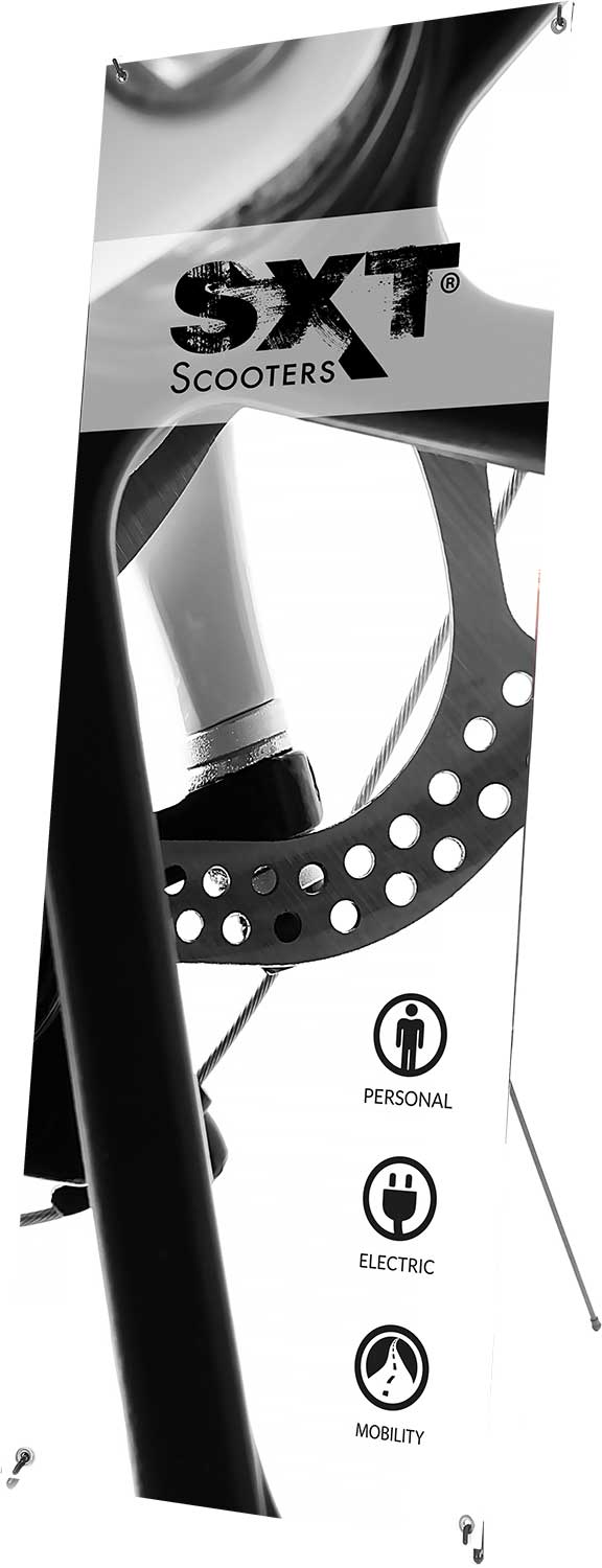 SXT X-Stand - die Lieferung beinhaltet: 1x Kunststoffgestell aus Fiberglas 1x Banner mit einem SXT Motiv 1x Transporttasche weitere Informationen: in verschiedenen SXT Motiven erhältlich Gewicht: 500 g Maße (aufgestellt): (HxBxT) 160 x 60 x 30 cm ist in