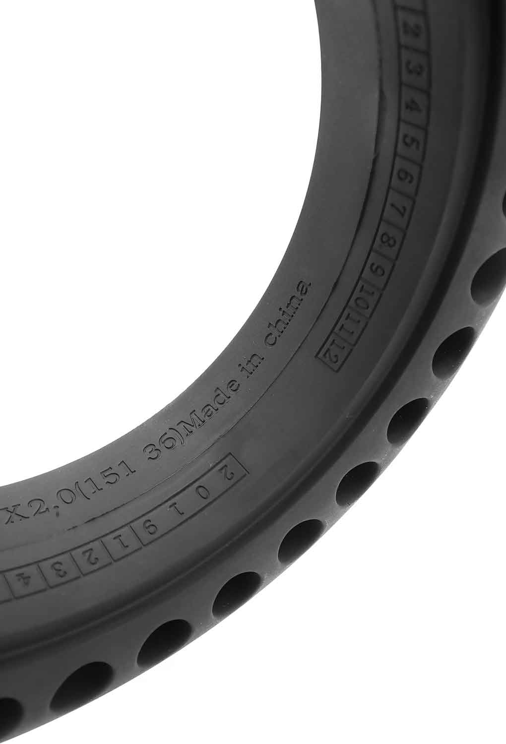 Honeycomb Reifen 8.5 x 2.0 - Passender Honeycomb Reifen für die Modelle SXT Buddy V2 und SXT Buddy V2 - eKFV Bienenwabenförmiges Design Reifengröße: 8.5 x 2.0 Schlauchlos Für das Vorder- und Hinterrad verwendbar Innendurchmesser: 13,3 cm Außendurchmesser: