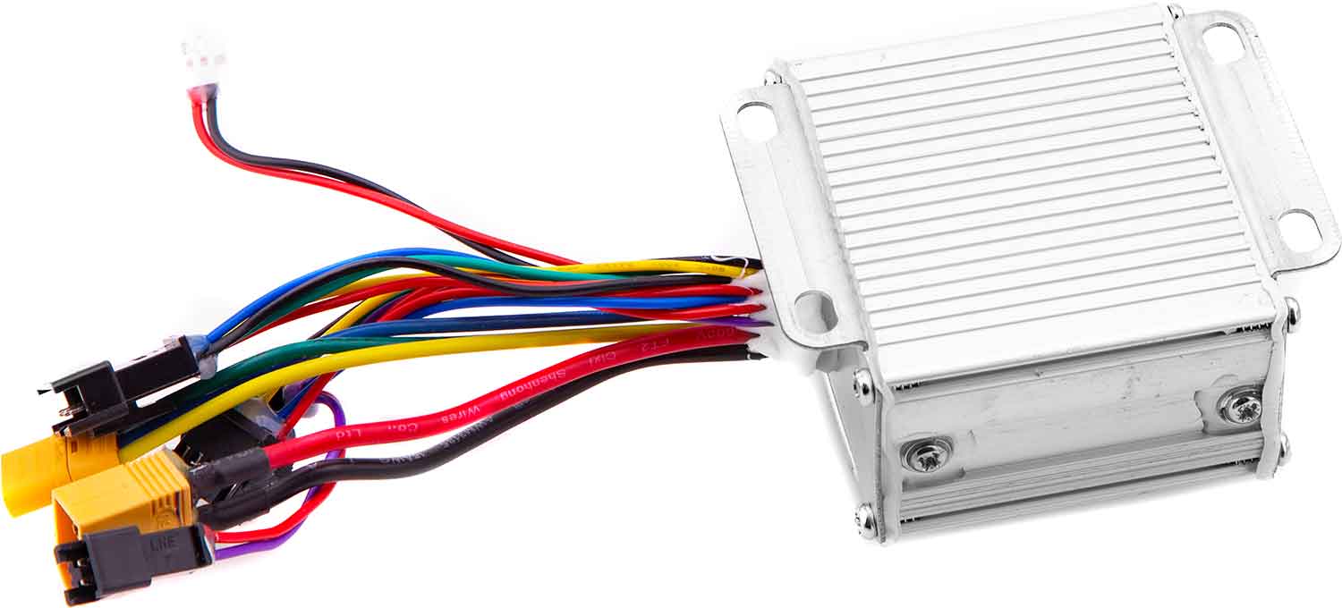 Steuergerät 36V 300W - Passendes Steuergerät für das Modell Scotex H10 ACHTUNG! Für den 36V 10Ah Li-Akku (Artikelnr.: SP1319) muss das entsprechende Steuergerät verwendet werden. Betriebsspannung: 36V DC Ausgangsspannung: 300W Maße (für 7,5Ah Li-Akku): 10