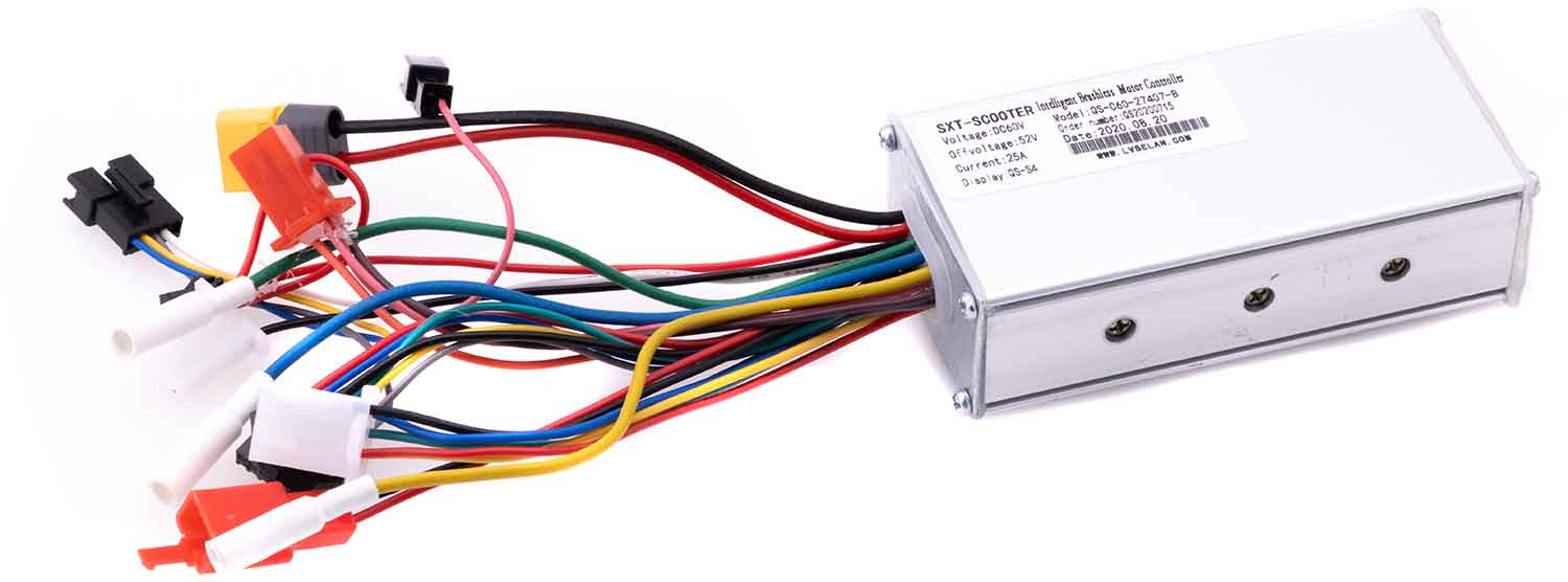Steuergerät 60V / 800W (August 2020) - Passendes Steuergerät für das Modell SXT Ultimate Pro (3.Generation) Master- und Slave-Steuergrät separat bestellbar ACHTUNG! Erst ab Charge August 2020 verwendbar Betriebsspannung: DC 60V Leistung: 800W Maße (ohne V