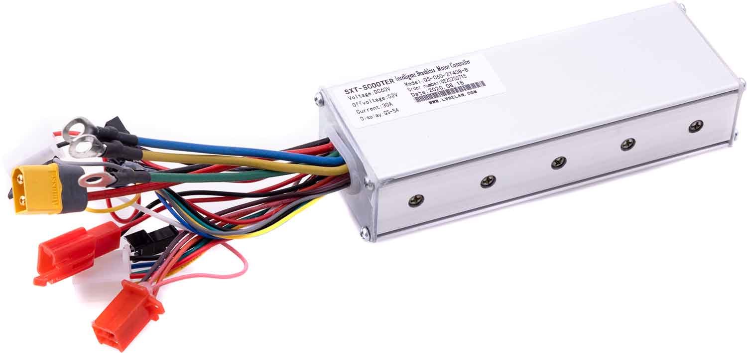 Steuergerät 60V / 1800W (August 2020) - Passendes Steuergerät für das Modell SXT Ultimate Pro+ Master- und Slave-Steuergrät separat bestellbar ACHTUNG! Erst ab Charge August 2020 verwendbar Betriebsspannung: DC 60V Leistung: 1800W Maße: 146 x 52 x 30 mm (